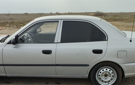 Hyundai Accent II, 2004 год, 360 000 рублей, 3 фотография