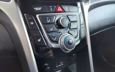 Hyundai i30 II рестайлинг, 2012 год, 913 750 рублей, 13 фотография