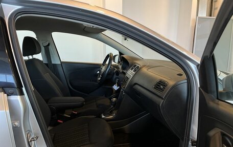 Volkswagen Polo VI (EU Market), 2019 год, 1 250 000 рублей, 27 фотография