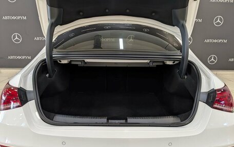 Mercedes-Benz CLA, 2019 год, 2 990 000 рублей, 10 фотография