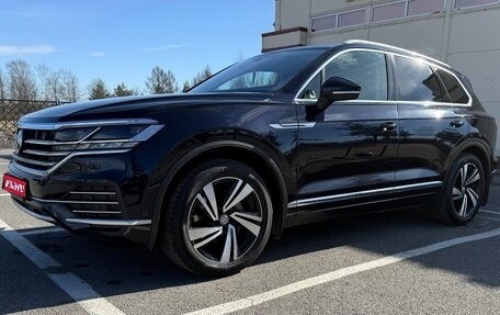 Volkswagen Touareg III, 2019 год, 4 900 000 рублей, 1 фотография