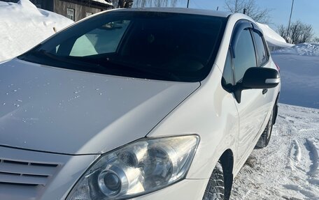 Toyota Auris II, 2012 год, 900 000 рублей, 2 фотография