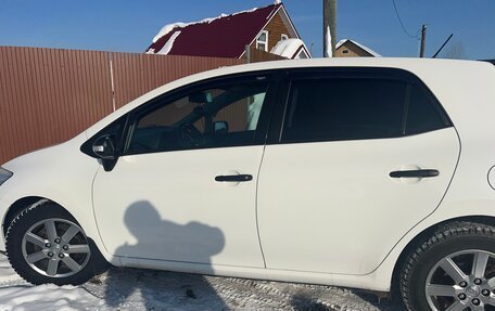 Toyota Auris II, 2012 год, 900 000 рублей, 3 фотография