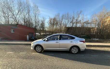 Hyundai Solaris II рестайлинг, 2017 год, 1 200 000 рублей, 5 фотография