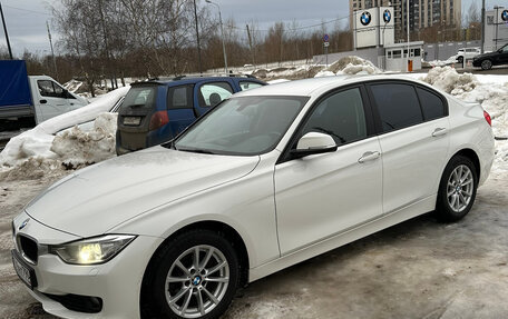 BMW 3 серия, 2013 год, 1 700 000 рублей, 3 фотография