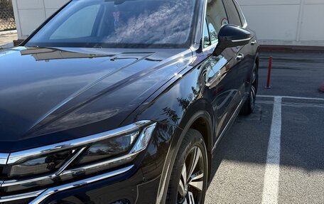 Volkswagen Touareg III, 2019 год, 4 900 000 рублей, 11 фотография