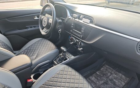 KIA Rio IV, 2021 год, 1 600 000 рублей, 10 фотография