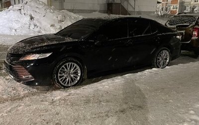 Toyota Camry, 2018 год, 2 500 000 рублей, 1 фотография