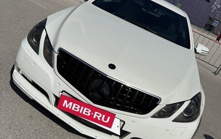 Mercedes-Benz E-Класс, 2009 год, 1 300 000 рублей, 1 фотография