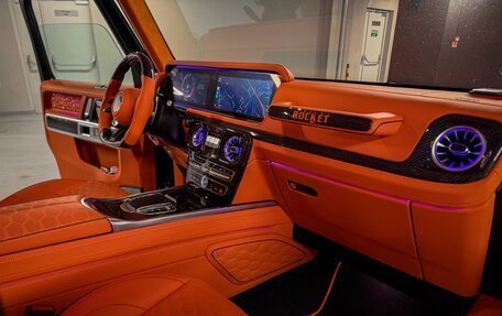 Mercedes-Benz G-Класс AMG, 2018 год, 21 000 000 рублей, 23 фотография