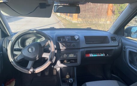 Skoda Fabia II, 2013 год, 400 000 рублей, 4 фотография