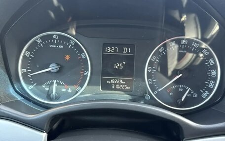 Skoda Octavia, 2011 год, 750 000 рублей, 14 фотография