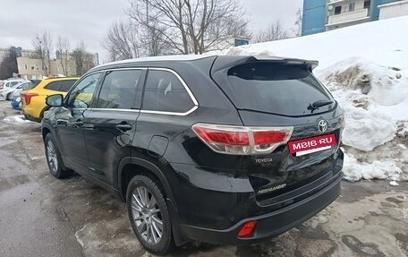 Toyota Highlander III, 2014 год, 2 995 000 рублей, 10 фотография