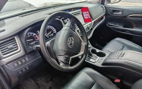 Toyota Highlander III, 2014 год, 2 995 000 рублей, 4 фотография
