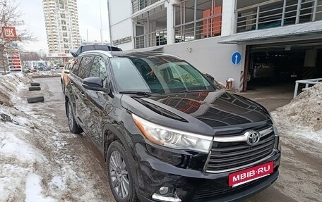 Toyota Highlander III, 2014 год, 2 995 000 рублей, 9 фотография