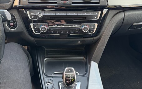 BMW 3 серия, 2018 год, 2 350 000 рублей, 23 фотография