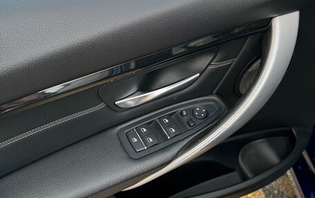 BMW 3 серия, 2018 год, 2 350 000 рублей, 24 фотография