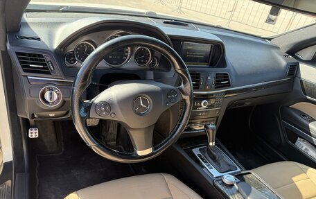 Mercedes-Benz E-Класс, 2009 год, 1 300 000 рублей, 11 фотография