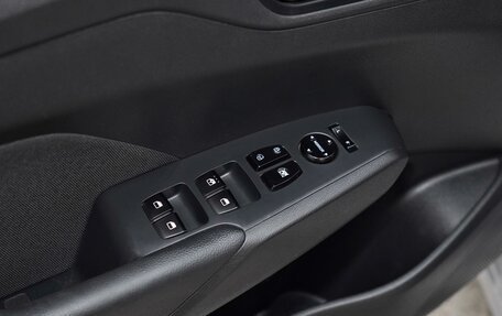 Hyundai Solaris II рестайлинг, 2018 год, 1 099 000 рублей, 8 фотография