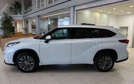 Toyota Highlander, 2025 год, 6 000 000 рублей, 8 фотография