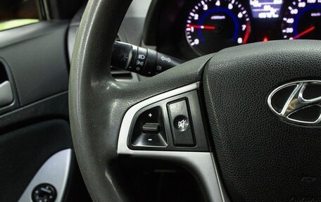 Hyundai Solaris II рестайлинг, 2015 год, 780 000 рублей, 15 фотография