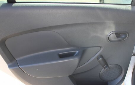 Renault Sandero II рестайлинг, 2016 год, 785 000 рублей, 11 фотография