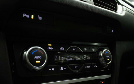 Mazda 6, 2016 год, 1 899 000 рублей, 19 фотография