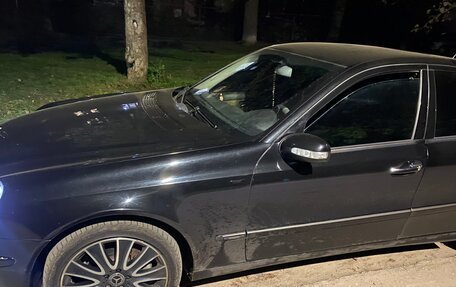 Mercedes-Benz E-Класс, 2004 год, 1 090 000 рублей, 2 фотография