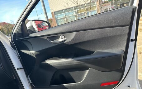 KIA K3, 2021 год, 1 800 000 рублей, 15 фотография