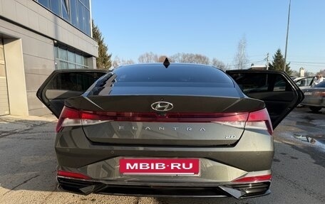 Hyundai Elantra, 2021 год, 2 250 000 рублей, 7 фотография