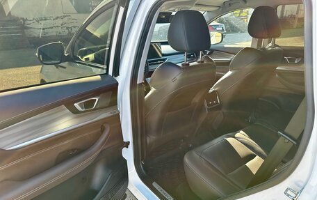 Chery Tiggo 8 Pro, 2021 год, 1 850 000 рублей, 5 фотография