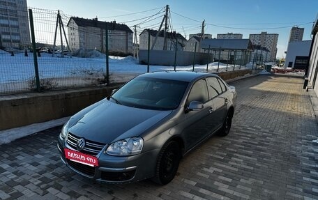 Volkswagen Jetta VI, 2006 год, 530 000 рублей, 2 фотография