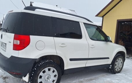 Skoda Yeti I рестайлинг, 2013 год, 750 000 рублей, 4 фотография