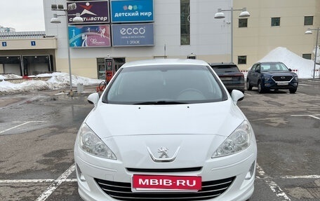 Peugeot 408 I рестайлинг, 2013 год, 700 000 рублей, 3 фотография