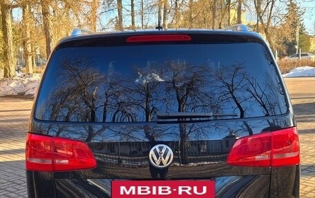 Volkswagen Touran III, 2011 год, 790 000 рублей, 8 фотография