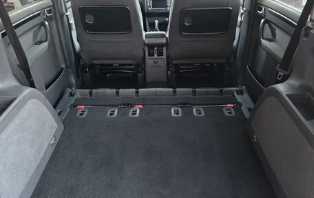 Volkswagen Touran III, 2011 год, 790 000 рублей, 35 фотография