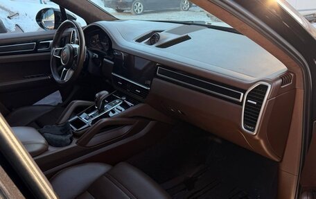 Porsche Cayenne III, 2022 год, 14 800 000 рублей, 9 фотография