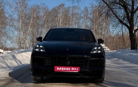 Porsche Cayenne III, 2022 год, 14 800 000 рублей, 3 фотография