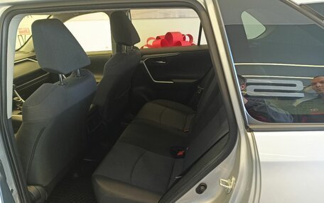 Toyota RAV4, 2019 год, 3 232 000 рублей, 9 фотография