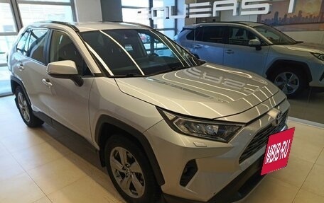 Toyota RAV4, 2019 год, 3 232 000 рублей, 3 фотография