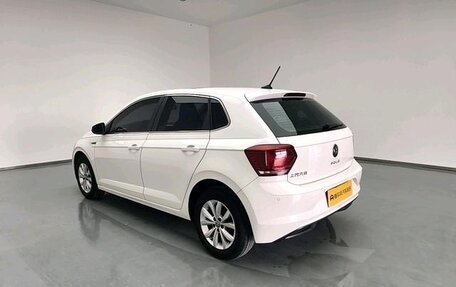 Volkswagen Polo, 2021 год, 1 000 000 рублей, 7 фотография