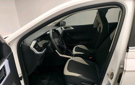 Volkswagen Polo, 2021 год, 1 000 000 рублей, 11 фотография