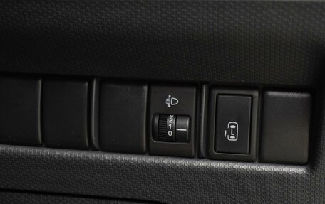 Suzuki Solio II, 2011 год, 690 000 рублей, 18 фотография