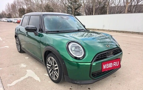 MINI Hatch, 2025 год, 3 850 000 рублей, 3 фотография