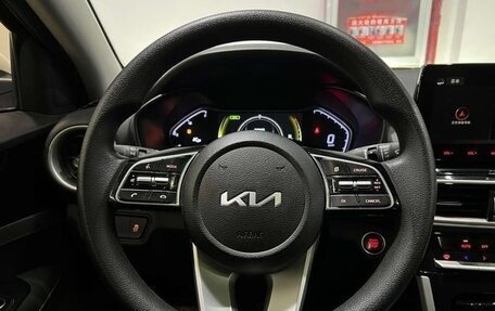 KIA K3, 2022 год, 1 400 000 рублей, 10 фотография