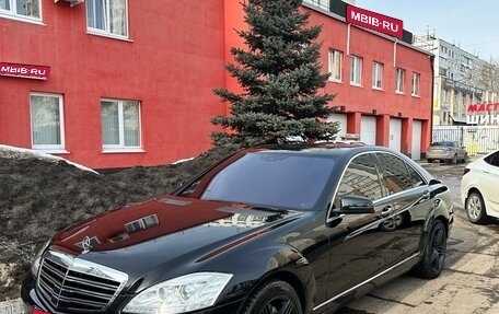 Mercedes-Benz S-Класс, 2007 год, 1 050 000 рублей, 1 фотография