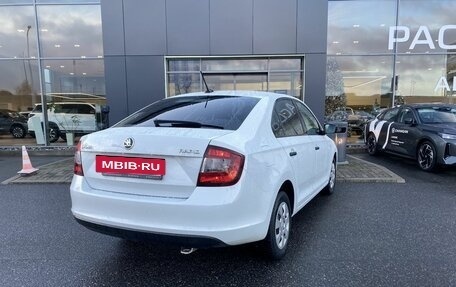 Skoda Rapid I, 2017 год, 799 900 рублей, 4 фотография