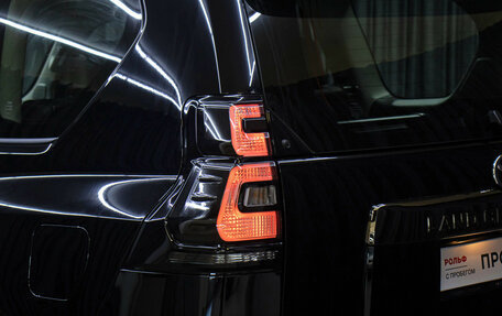 Toyota Land Cruiser Prado 150 рестайлинг 2, 2023 год, 11 998 000 рублей, 24 фотография