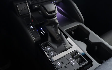 Toyota Land Cruiser Prado, 2025 год, 13 300 000 рублей, 20 фотография