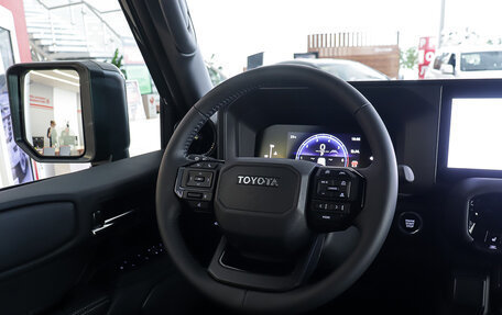 Toyota Land Cruiser Prado, 2025 год, 13 300 000 рублей, 31 фотография